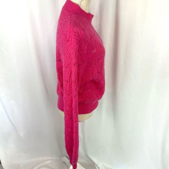 ASTR The Label Women Pointelle Sweater Cropped Long Slv Pink MAGENTA - Picture 2 of 11